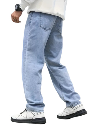 Men's straight-leg casual jeans10