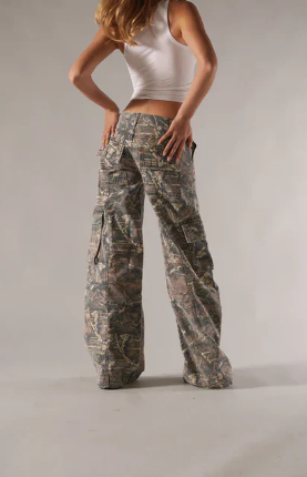 Women's Low-Waist Camouflage Cargo Trousers