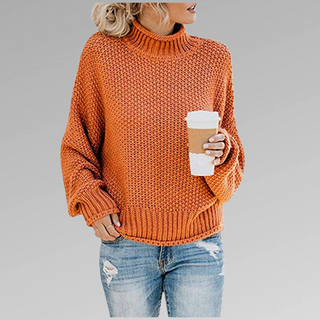 Women's Classic Knitted Sweater with Collar