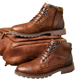 Traditional leather boots for men1