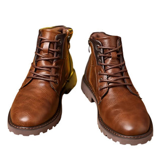 Traditional leather boots for men3