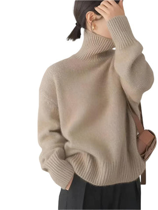 Women's Cashmere Turtleneck Sweater1