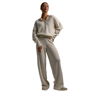 Women's long-sleeved polo shirt and pants4